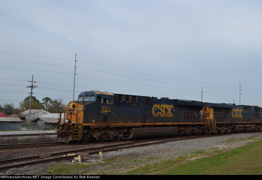 CSX 821